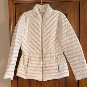 MICHAEL Michael Kors Off-White Quilted Puffer Jacket